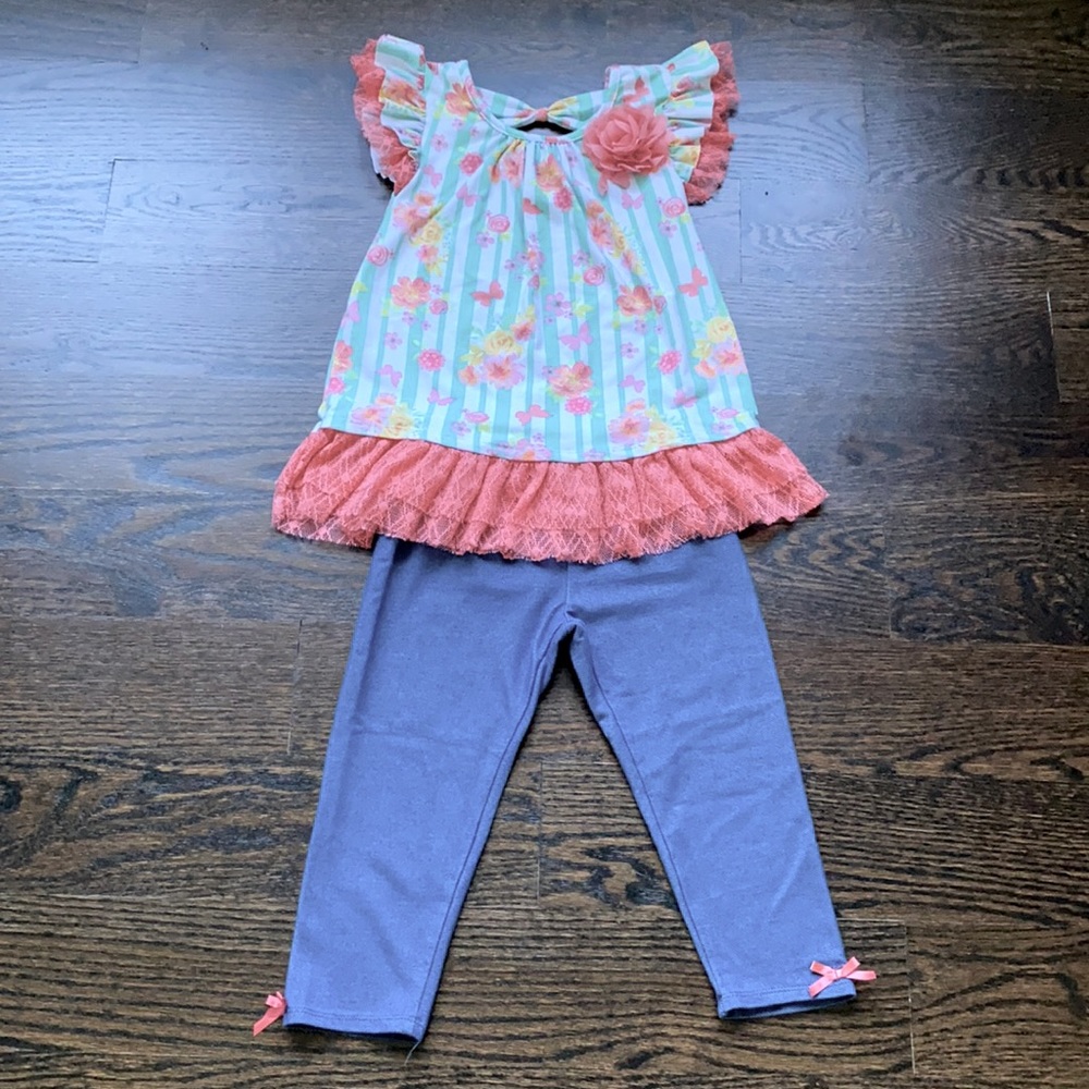 2/$25 Nanette Kids Floral Top and Leggings Set size 6x